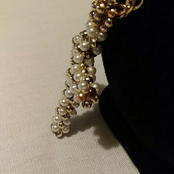 Cross Pearl and Gold Tone Necklace - Picture 4 of 5